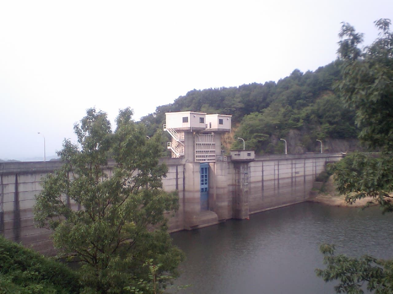前山の写真